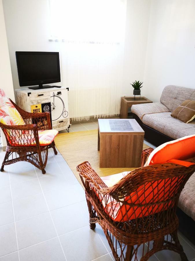 Erna & Inga Appartement Savudrija Buitenkant foto